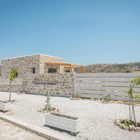 Livadi * Adamantas (Milos)