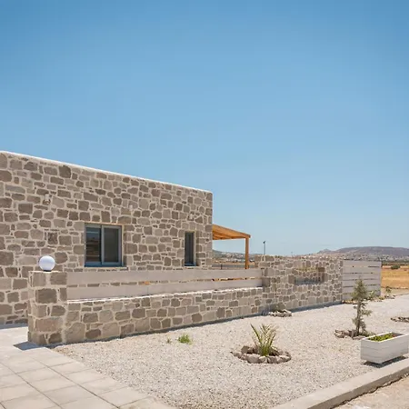 Livadi * Adamantas (Milos)