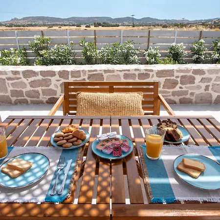 Livadi * Adamantas (Milos)