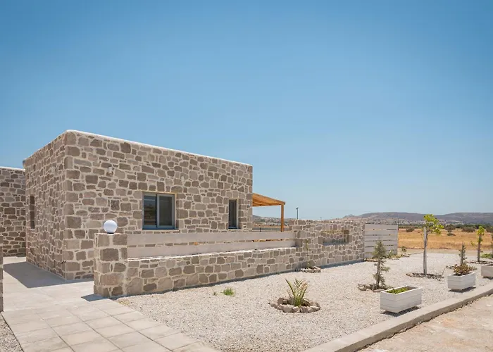 Livadi * Adamantas (Milos)